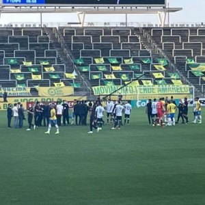 开云体育网址-巴阿大战打了5分钟就取消 错在巴西防疫部门？！